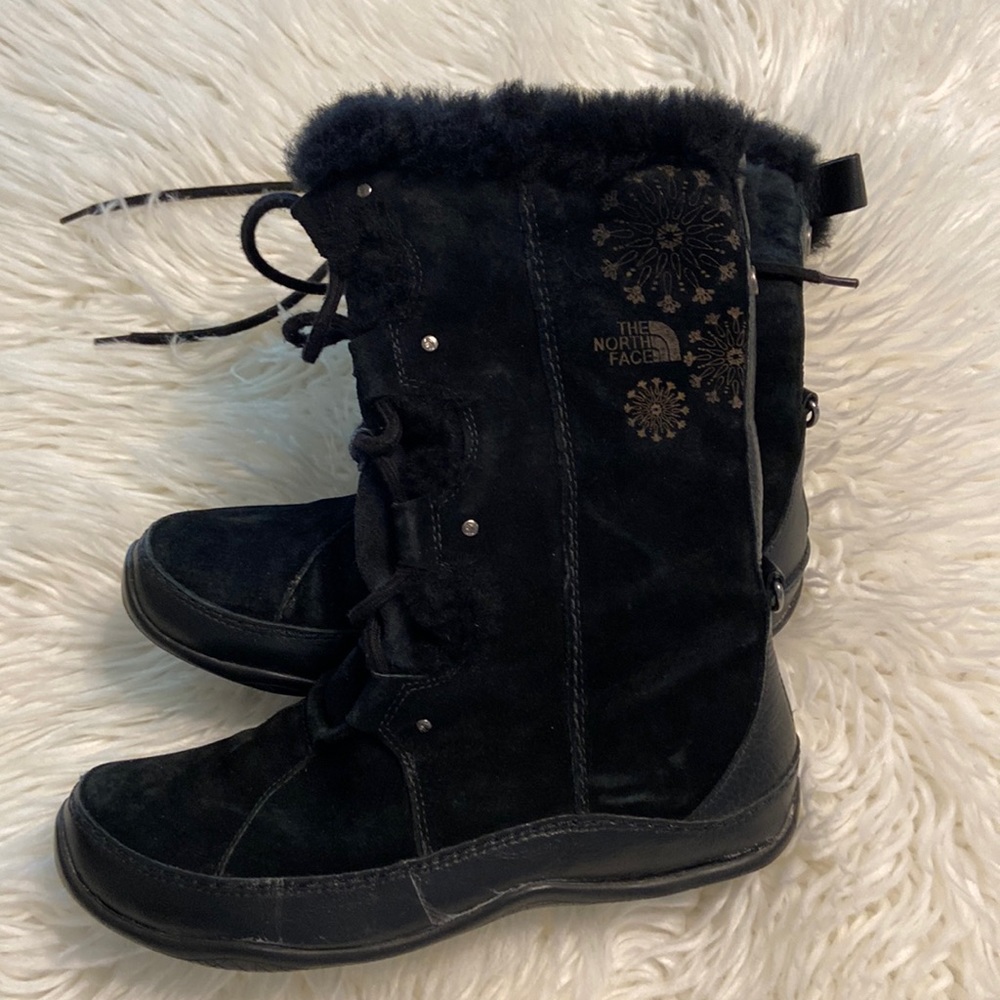 THE NORTH FACE Boots size 9 color black very good condition see all pictures